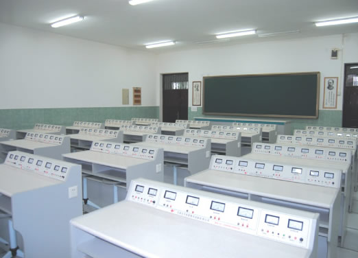 <b>中学物理教学用设备</b>